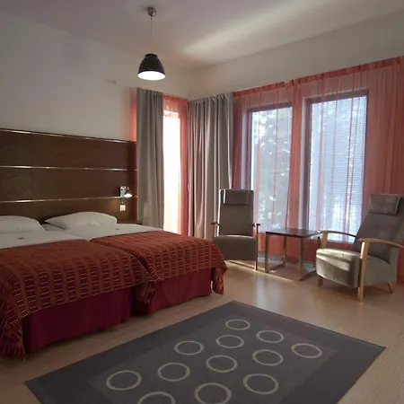 邦巴布里克所库斯酒店 4*