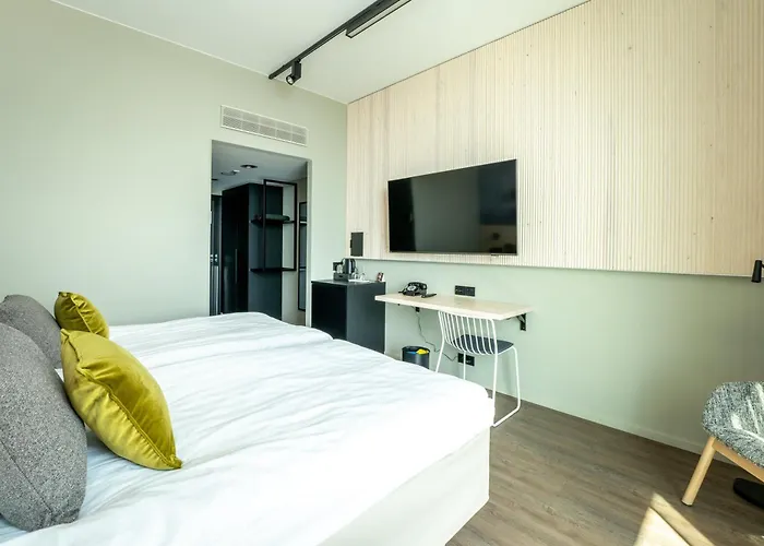 Hotel Break Sokos Bomba 4*