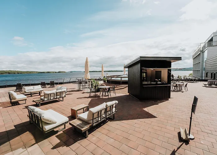 Отель Break Sokos Bomba